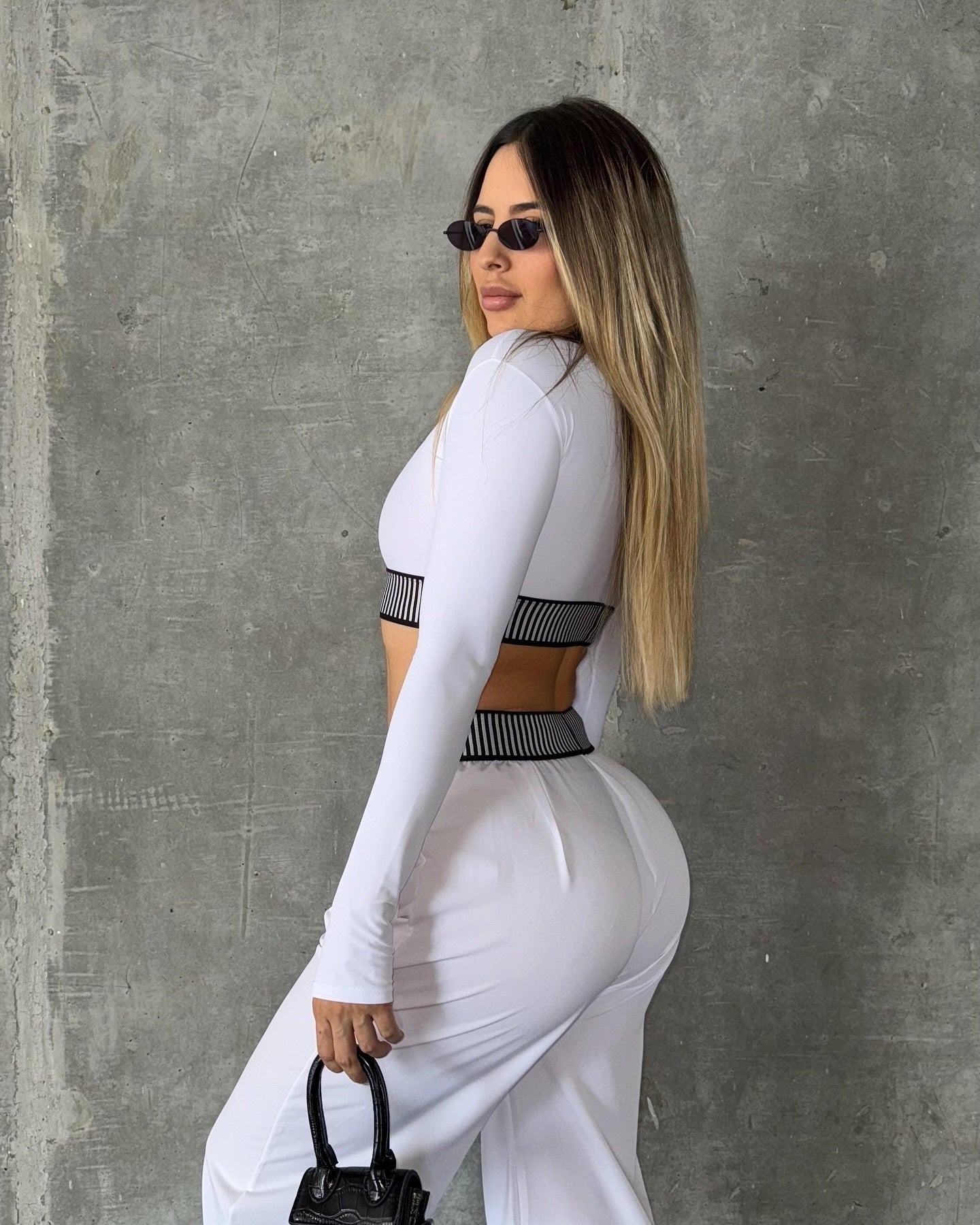 AL044-Long Sleeve Crop Top And Wide Leg Pants Set