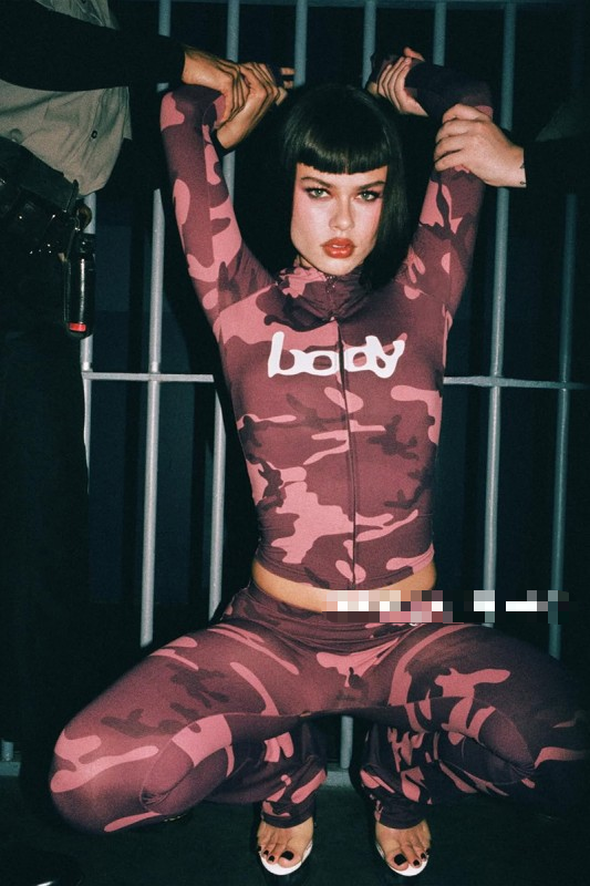 ALGS111-Graphic Tracksuit Set