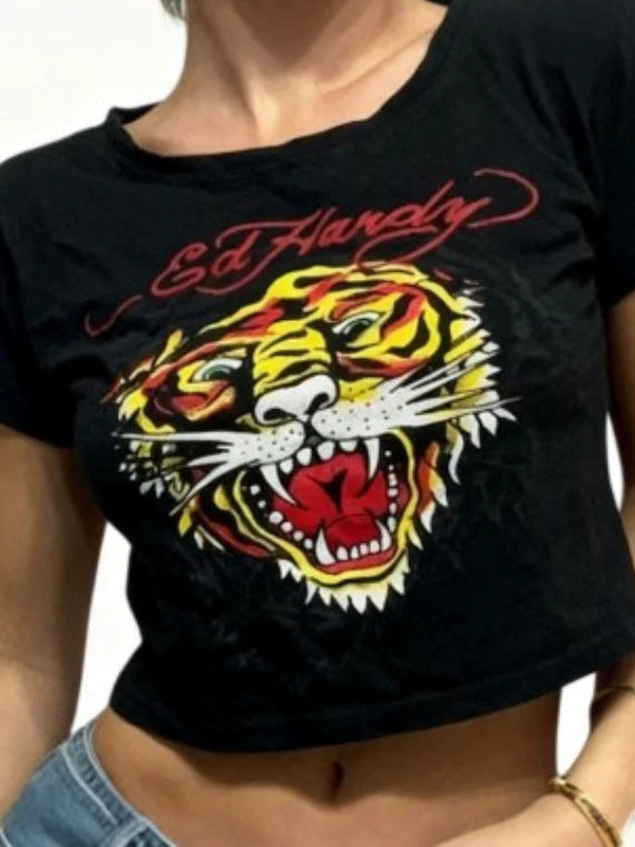 AL021-Graphic Babe Tee